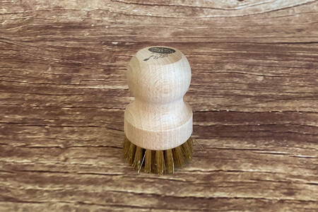 Brosse à casserole laiton  